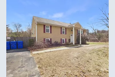 849 Crane Ave S, Taunton, MA 02780 - Photo 2