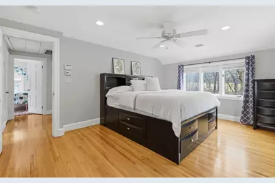 768 Lynn Fells Pkwy, Melrose, MA 02176 - Photo 24