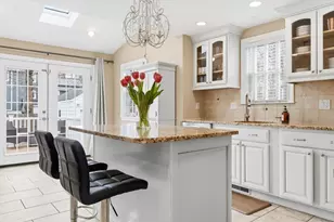 768 Lynn Fells Pkwy, Melrose, MA 02176 - Photo 12