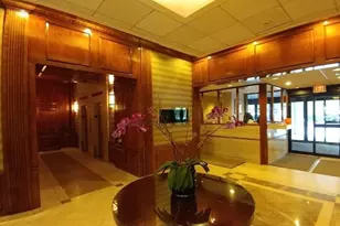 2 Hawthorne Pl, Boston, MA 02114 - Photo 10