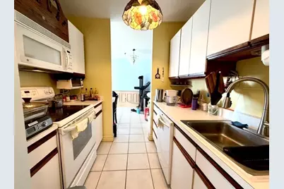 474 Revere Beach Blvd #103, Revere, MA 02151 - Photo 4