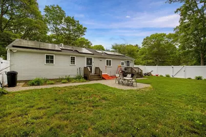 1309 Shootflying Hill Rd, Barnstable, MA 02632 - Photo 4