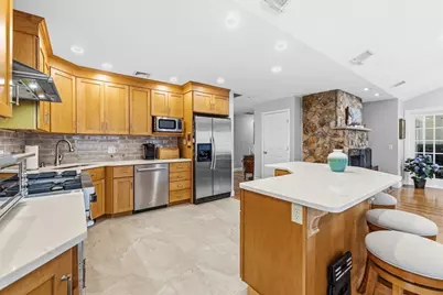 12 Brandt Beach Ave, Mattapoisett, MA 02739 - Photo 8