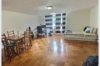 217 Kent #4, Brookline, MA 02446 - Photo 2