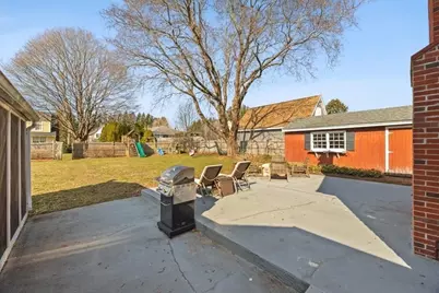 26 Fremont St, Taunton, MA 02780 - Photo 34