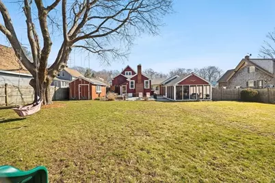 26 Fremont St, Taunton, MA 02780 - Photo 4