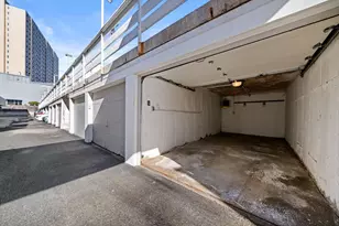 10 Fresh Pond Pl, Cambridge, MA 02138 - Photo 18