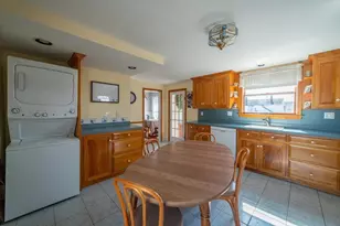 18 Hobart St, Braintree, MA 02184 - Photo 6