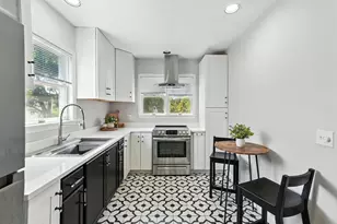 582 Eastern Ave, Lynn, MA 01902 - Photo 8