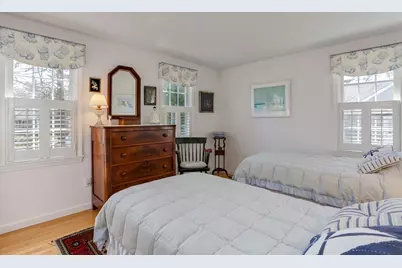 64 Falling Leaf Ln, Barnstable, MA 02655 - Photo 18