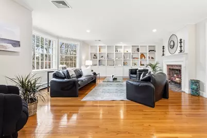 25 Apple Hill Lane, Lynnfield, MA 01940 - Photo 24