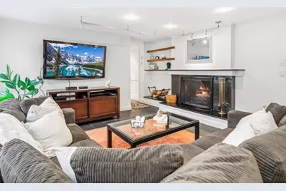 25 Apple Hill Lane, Lynnfield, MA 01940 - Photo 36