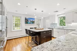 25 Apple Hill Ln, Lynnfield, MA 01940 - Photo 18