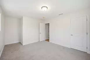 110 Crystal Brook Dr, Springfield, MA 01118 - Photo 30