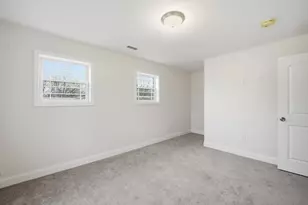 110 Crystal Brook Dr, Springfield, MA 01118 - Photo 34