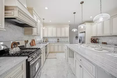 110 Crystal Brook Drive, Springfield, MA 01118 - Photo 16