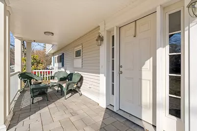 51 Winslow Rd, Reading, MA 01867 - Photo 4