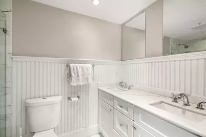 215 Athens St #4, Boston, MA 02127 - Photo 12