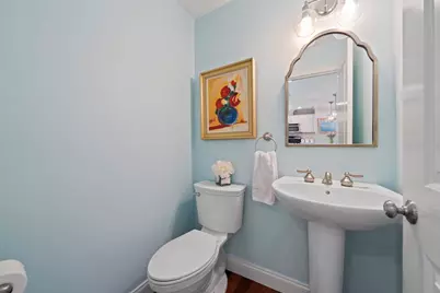 580 Quarry St #13, Quincy, MA 02169 - Photo 12