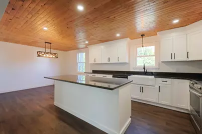 21 Irving St, Bellingham, MA 02019 - Photo 6