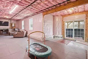 525 Chandler St, Tewksbury, MA 01876 - Photo 38