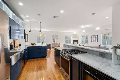 345 W Broadway #9, Boston, MA 02127 - Photo 8