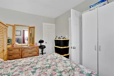 35-37 Narragansett St, Springfield, MA 01107 - Photo 8