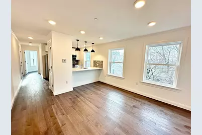33 Leyden St #6, Boston, MA 02128 - Photo 4