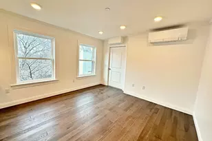 33 Leyden St, Boston, MA 02128 - Photo 6