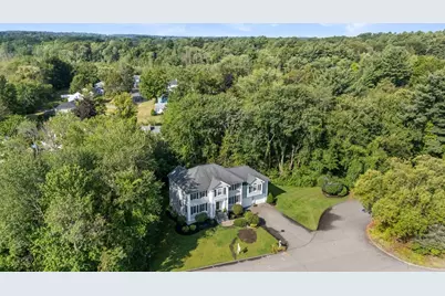 4 Green Meadow Dr, Lynnfield, MA 01940 - Photo 6