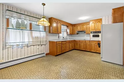 3 Margaret Rd, Peabody, MA 01960 - Photo 4