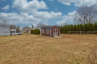 48 Mountain Ave, West Springfield, MA 01089 - Photo 32