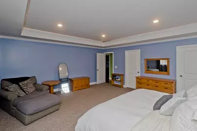 48 Mountain Ave, West Springfield, MA 01089 - Photo 18