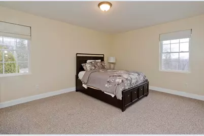 48 Mountain Ave, West Springfield, MA 01089 - Photo 22