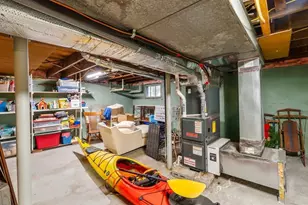 72 Village St, Marblehead, MA 01945 - Photo 14