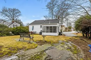 72 Village St, Marblehead, MA 01945 - Photo 16