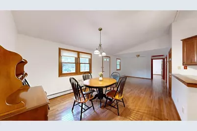 33 Warren Ave, Middleborough, MA 02346 - Photo 6