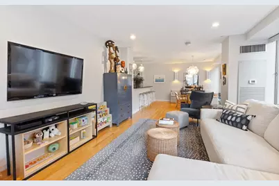 80 Broad #307, Boston, MA 02110 - Photo 2