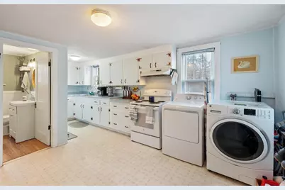 3 S Oxford Rd, Millbury, MA 01527 - Photo 8