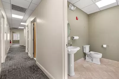 103 Stiles Rd, Salem, NH 03079 - Photo 22