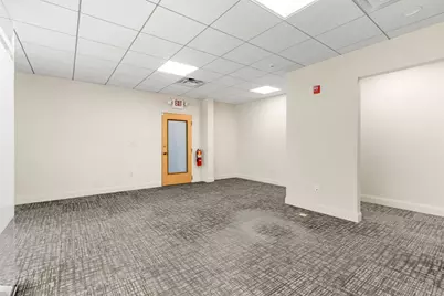 103 Stiles Rd, Salem, NH 03079 - Photo 32