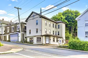 42 Maple, Spencer, MA 01562 - Photo 2