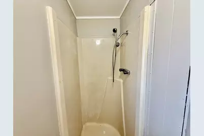 141 Edbert St, Chicopee, MA 01020 - Photo 14