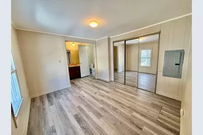 141 Edbert St, Chicopee, MA 01020 - Photo 10