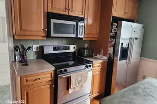 81 Loring Ave, Salem, MA 01970 - Photo 2