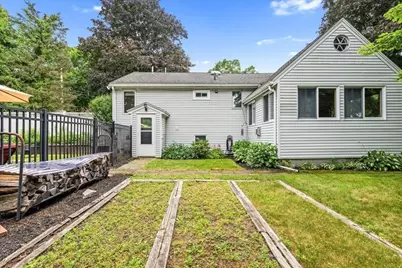 19 Armstrong Dr, Westborough, MA 01581 - Photo 4