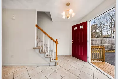 12 Horton Ln, Billerica, MA 01821 - Photo 2