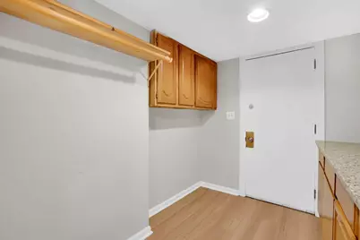 64 Berkshire Ave, Springfield, MA 01109 - Photo 18