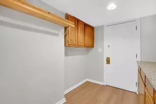 64 Berkshire Ave, Springfield, MA 01109 - Photo 18