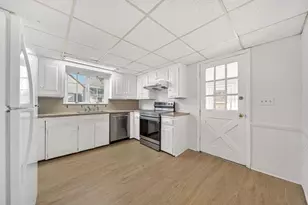 38 Longview Way, Peabody, MA 01960 - Photo 6